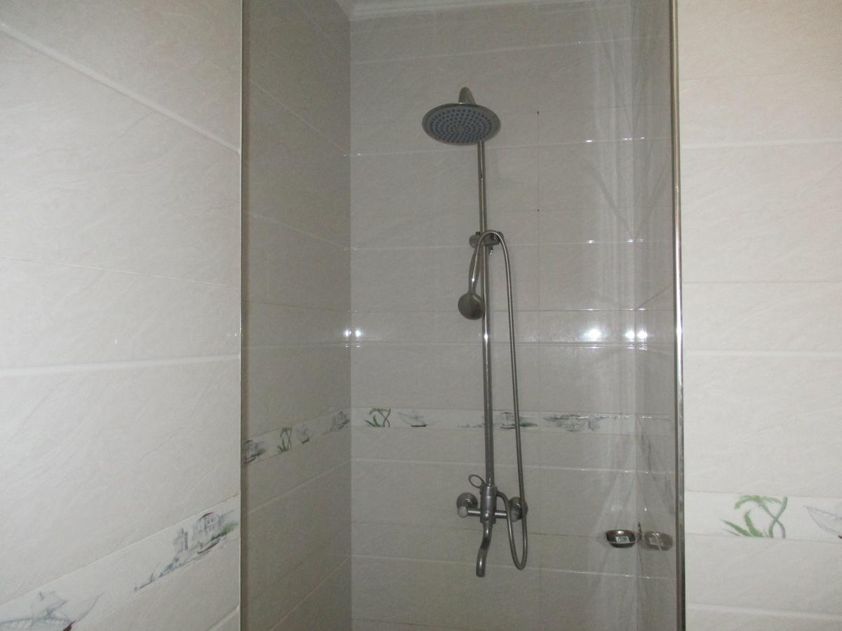 Amaris Hotel Кигали Екстериор снимка