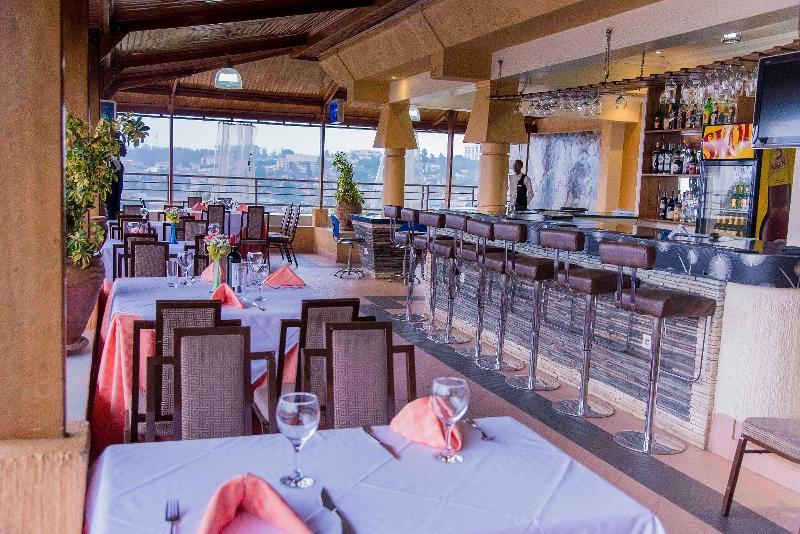 Amaris Hotel Кигали Екстериор снимка